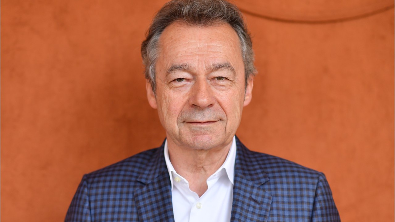 VOICI : "Une phrase passe-partout" : Michel Denisot révèle sa drôle de technique pour ne pas froisser ses invités du Grand Journal