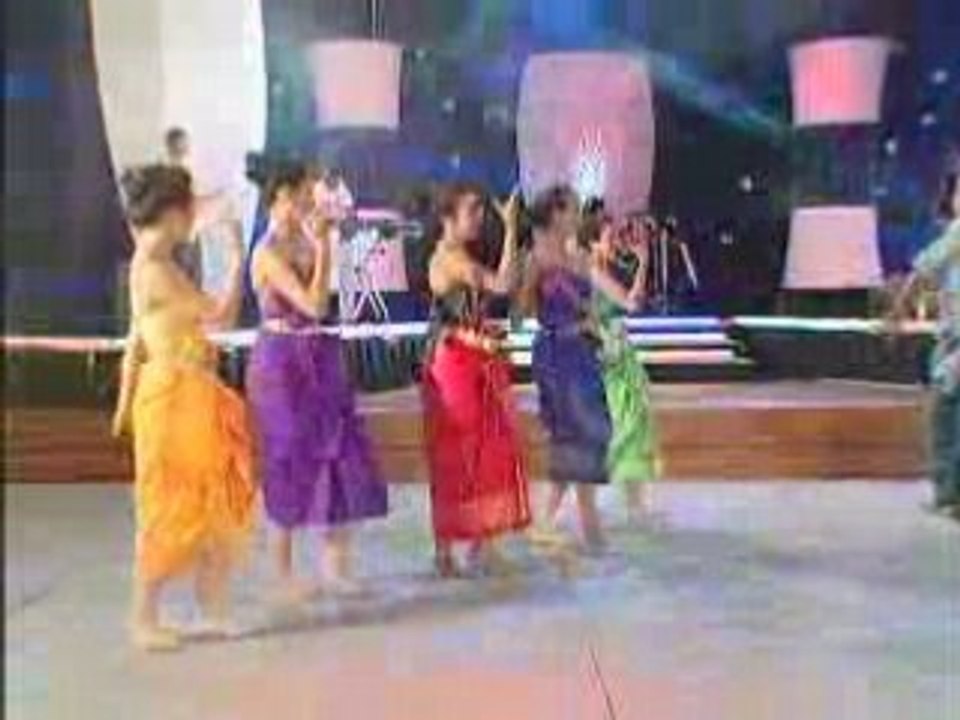 Dara Reymeas - Kromom pom poun