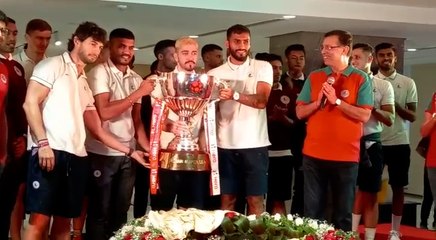 আইএসএল জিতে শহরে ফিরলেন এটিকে মোহনবাগান ফুটবলাররা | Oneindia Bengali