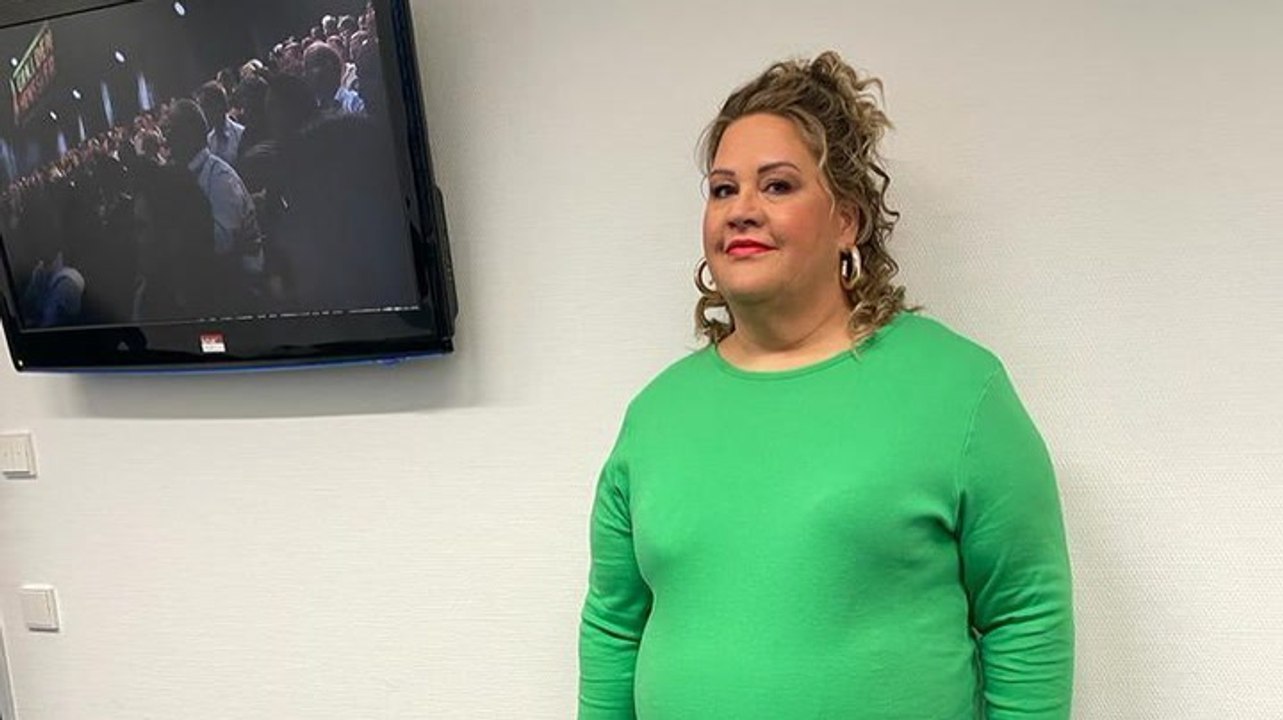 Ilka Bessin im engen Dress – So habt ihr sie noch nie gesehen