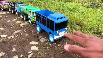 Truck Trial High Speed in The Mud