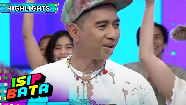 Teddy shows how to eat ice cream | Isip Bata