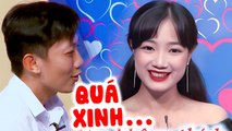 Cô nàng XINH NHƯ HOA toát ra thần thái QUÝ PHÁI khiến bạn trai MÊ ĐẮM phải BẤM NÚT HẸN HÒ ngay liền