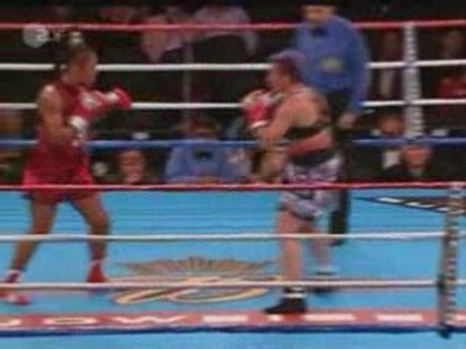 Laila Ali VS Valerie Mahfood 2003