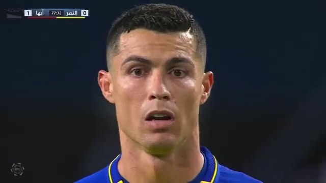 Cristiano Ronaldo marque un superbe coup-franc avec son équipe Al-Nasrr face à Abha