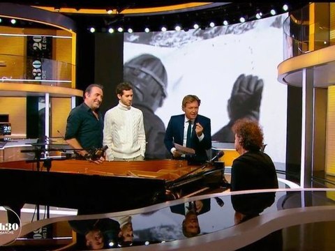 Grosse allusion coquine dans 20h30, le dimanche , Laurent Delahousse déstabilisé par le chanteur Robert Charlebois : Je lui enlèverai sa…