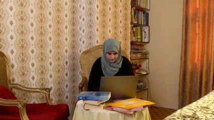 بدء العام الدراسي في الجامعات بغياب الطالبات في أفغانستان