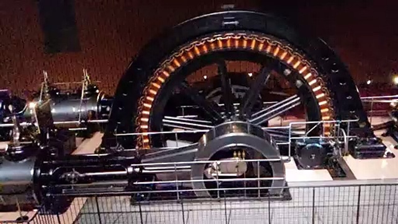 Principe de l'alternateur de la Grande Machine Sulzer BBC  de DMC Mulhouse