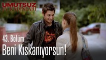 Beni kıskanıyorsun! - Umutsuz Ev Kadınları 43  Bölüm