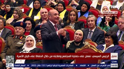 السيسي: انتوا متعرفوش إن قداسة البابا غالي عليا قوي ولا إيه