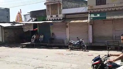 नगर पालिका की मांग को लेकर स्वैच्छिक बंद रहा अरनोद