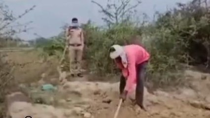 मौत की अनसुलझी मिस्ट्री को सॉल्व करेगा मुर्दा, 10 माह बाद पुलिस ने कब्र से बाहर निकाला शव