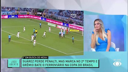 Denilson elogia futebol do Grêmio: “bonito de ver!” 20/03/2023 11:40:43