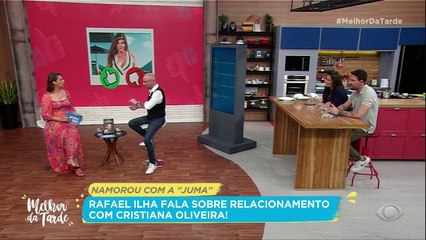 Sérgio Mallandro apanhou de Rafael Ilha após pegadinha: "Dei porrada"  20/03/2023 11:44:22