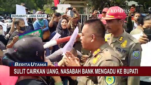 Minta Bertemu Bupati Indramayu, Nasabah Bank BPR Unjuk Rasa Paksa Masuk Pendopo!