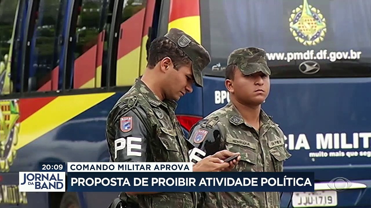 Proposta proíbe atividade política para os militares 20/03/2023 12:08:50