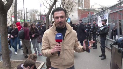 طلاب جامعة سوربون الفرنسية ينفذون اعتصاما ضد قانون رفع سن التقاعد