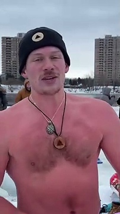 A Deep Dive Into The World of Ice Baths & Why People Are Thriving In Frozen Water