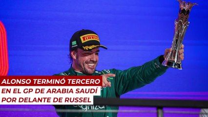 Download Video: F1 | GP DE ARABIA SAUDÍ | El TROLEO de FERNANDO ALONSO a RUSSEL tras recuperar el PODIO | AS