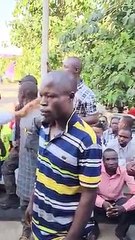 Mechanic returns N10.8m mistakenly paid into his account by a contractor (video)
