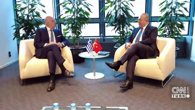 Bakan Çavuşoğlu Yunan mevkidaşı Dendias ile görüştü
