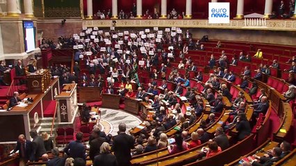 Rechazada también la segunda moción de censura contra el Gobierno francés
