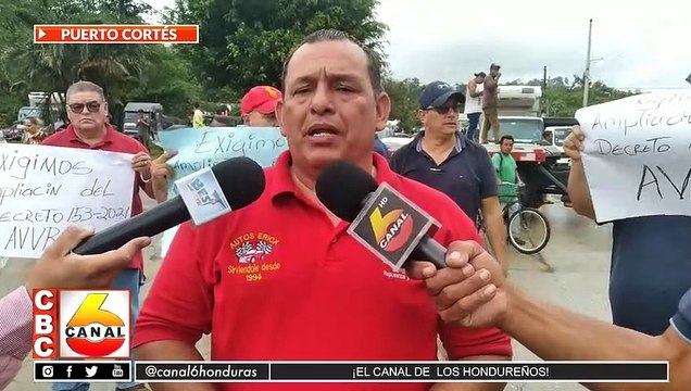 Importadores de vehículos usados se toman la autopista hacia San Pedro Sula