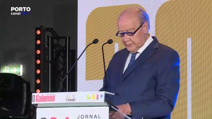 “Até sempre Fernando”. Pinto da Costa emociona-se em homenagem a “Bibota de Ouro”