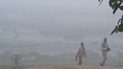 गाजीपुर में बिजली के त्राहिमाम के बाद अब कुदरत का कहर, बेहाल हुए किसान