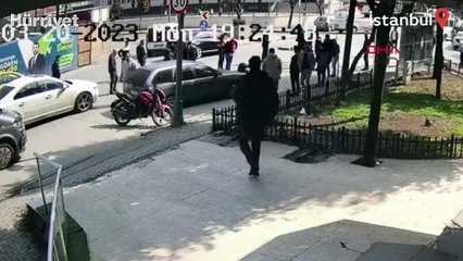 Güngören'de skuterla ters yönde giderken otomobil çarptı