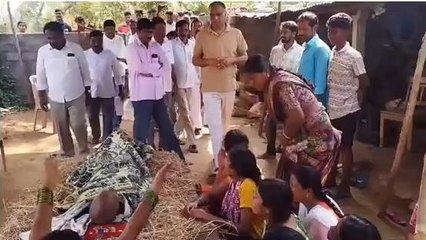 సిద్దిపేట: మల్లారెడ్డి కుటుంబాన్ని ఓదార్చిన మంత్రి హరీశ్ రావు