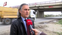 Adana'da Mersin yolu üzerindeki bir bağlantı köprüsü SOS veriyor