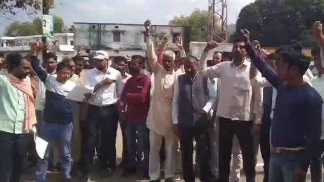 सिंगरौली: जाति प्रमाण पत्र बनाए जाने की मांग को लेकर पाल समाज ने सौंपा ज्ञापन