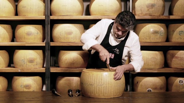 Parmigiano Reggiano, nel 2022 giro d'affari da record a 2,9 miliardi