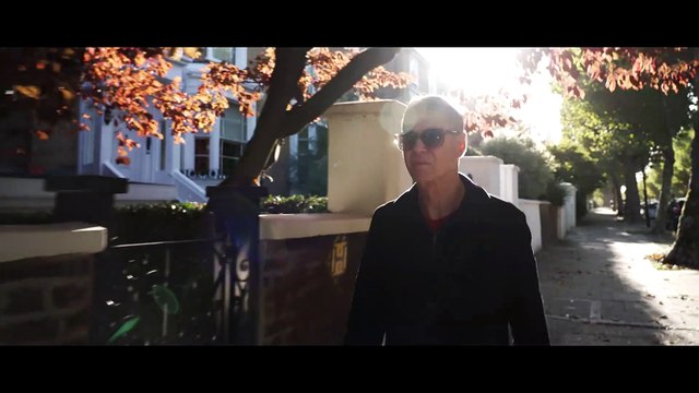 Etienne Daho : bande-annonce de l'album Tirer la nuit sur les étoiles