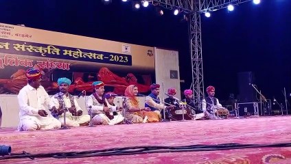 महाबार के धोरों पर छाया फैशन शो