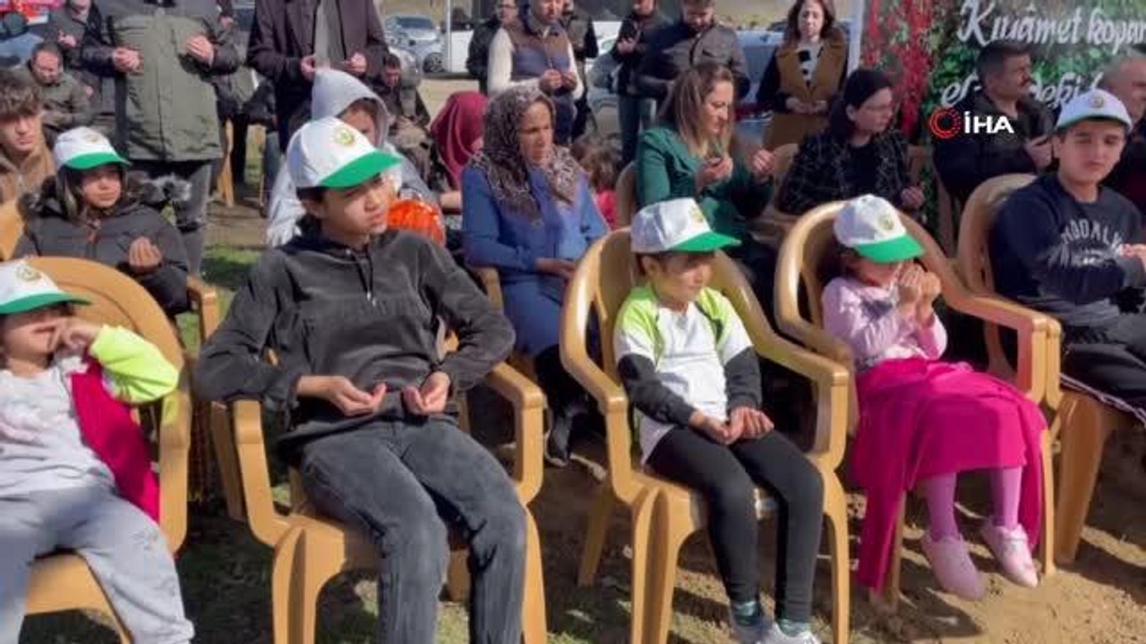 Zonguldak'ta 703 fidan deprem şehitleri anısına dikildi