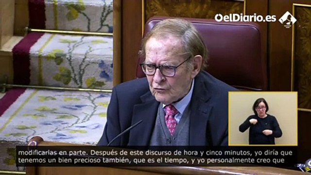Tamames responde a Yolanda Díaz con que sintetice sus discursos para poder apreciarlos más tranquilamente