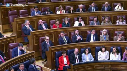 Vapuleo de Tamames a Sánchez: Blas Piñar, Largo Caballero y los "tiempos" del Congreso