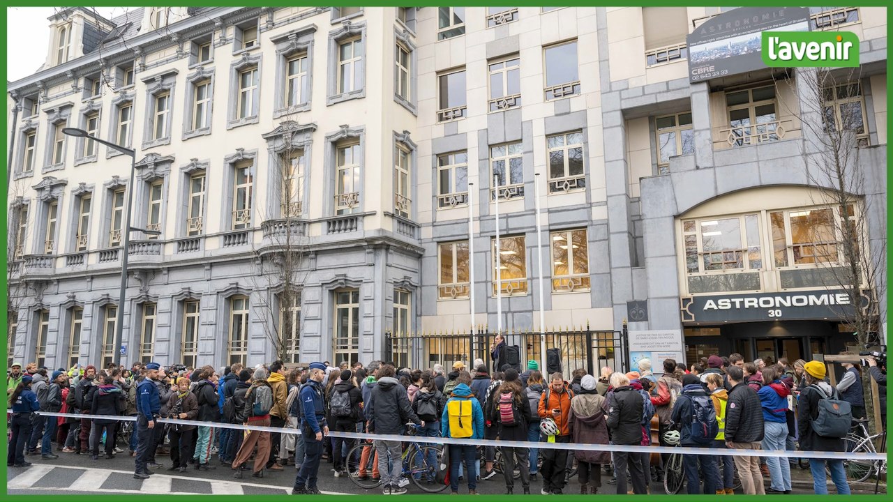 Crise de l'accueil - Mobilisation à Saint-Josse en soutien aux occupants du Centre de crise national