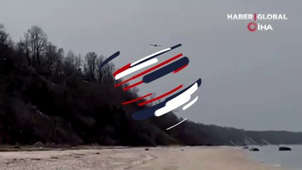 Motoru arızalandı, havada panik! Plaja acil iniş yapan uçak denize böyle sürüklendi