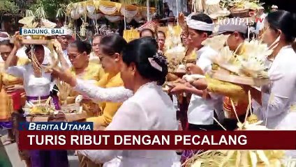 Diminta Pelan Pelan saat Berkendara, Bule Ini Malah Ngamuk!