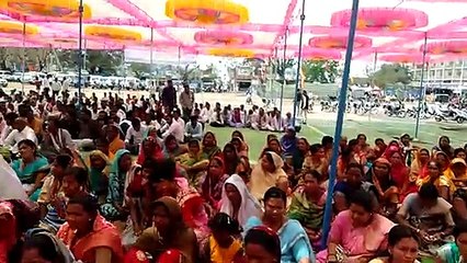 आखिर जिला पंचायत अध्यक्ष को भी बैठना पड़ा धरने पर