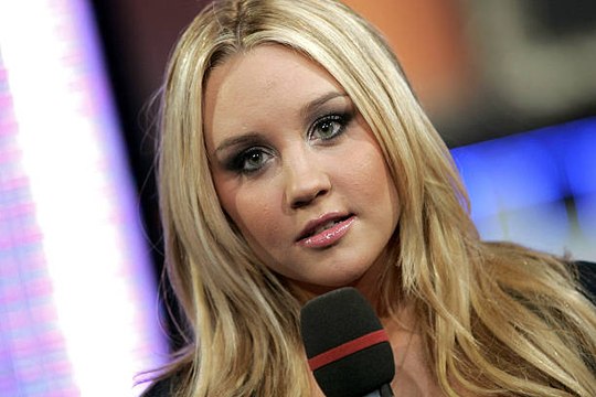 Fans Rezan Por Amanda Bynes En Medio De Su Retención Psiquiátrica