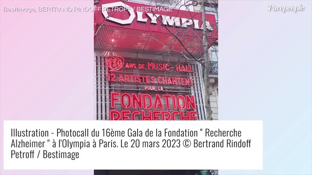 Carla Bruni : Silhouette renversante et 100% cuir au bras de Nicolas Sarkozy pour une grande soirée à l'Olympia