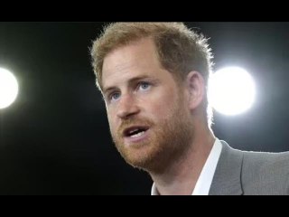 Il principe Harry ha chiesto di dare un preavviso di 28 giorni prima di tornare nel Regno Unito per