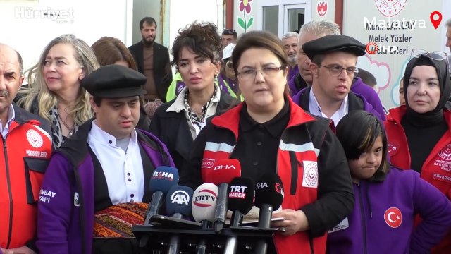 Bakan Derya Yanık, deprem bölgesi Malatya’da incelemelerde bulundu