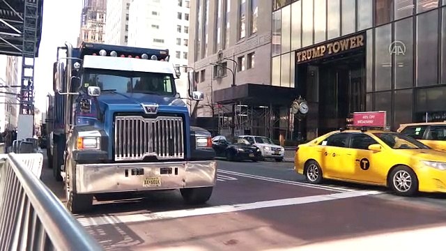 New York'ta Trump Towers ve başsavcılık ofisi etrafında güvenlik önlemleri artırıldı