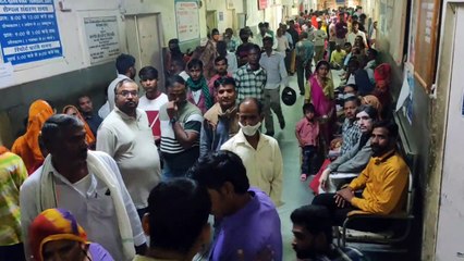 चिकित्सकों के दो घंटे कार्य बहिष्कार से मरीज हुए परेशान