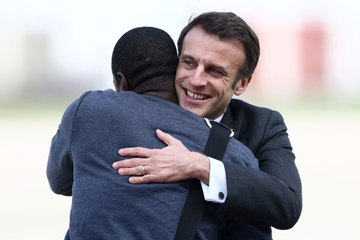 Le journaliste français et ex-otage au Sahel, Olivier Dubois est en France
